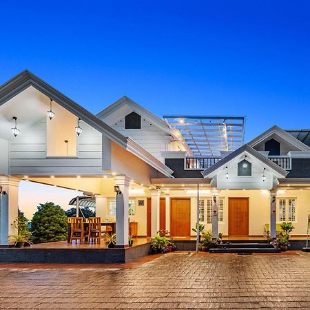 Stayvista At Titha Villa Santhanpara Exterior photo