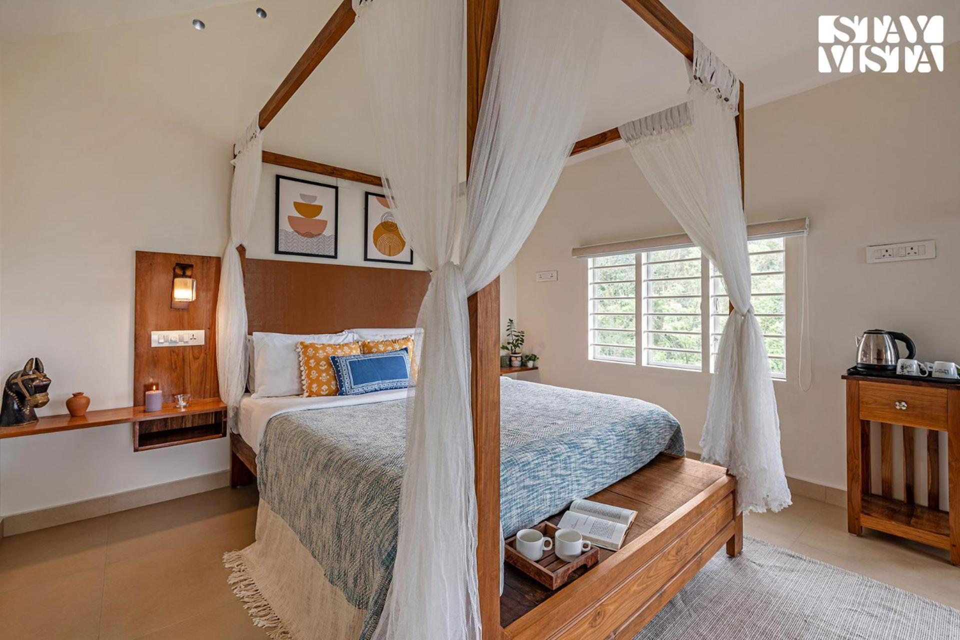 Stayvista At Titha Villa Santhanpara Exterior photo